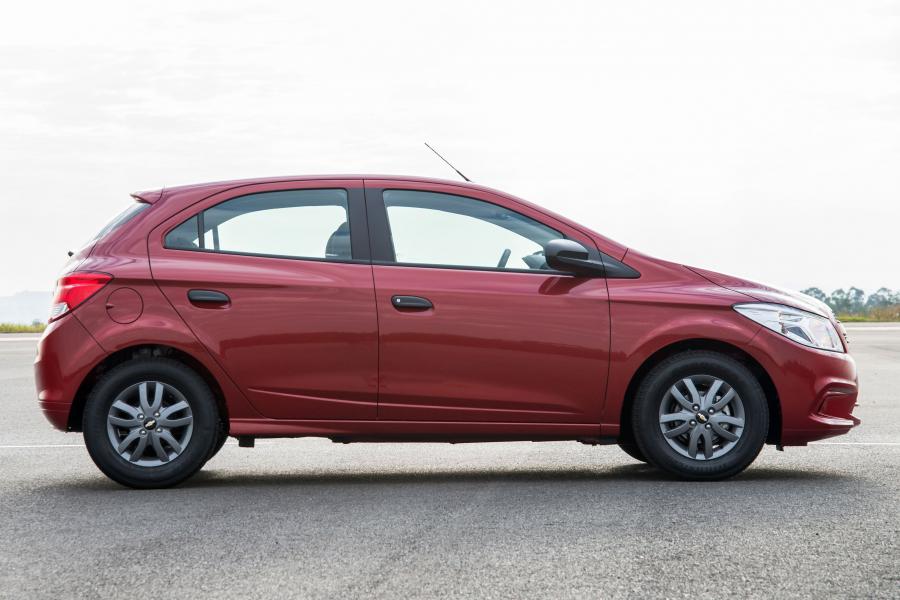  Chevrolet Onix Joy 2016 года  (фото 10 из 29)